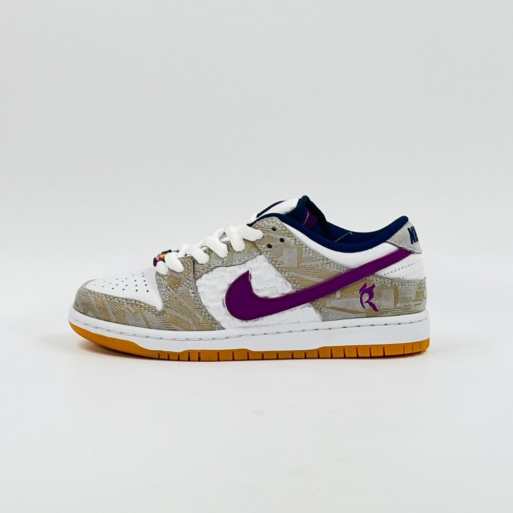 Nike SB Dunk Low PRM x Rayssa Leal 'Pure Platinum' FZ5251-001 size 5 M / 6.5 W - Picture 4 of 8